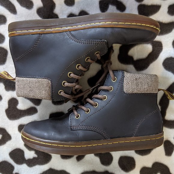 Dr. Martens Shoes - Brown Doc Martens Ankle Boots - Womens Size 7 - Barely Worn